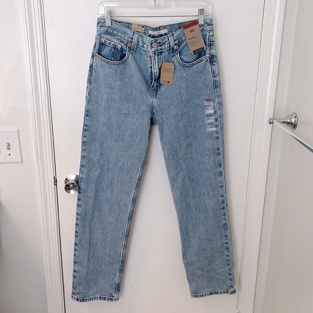 Levi Low Pros in Charlie Glow Up